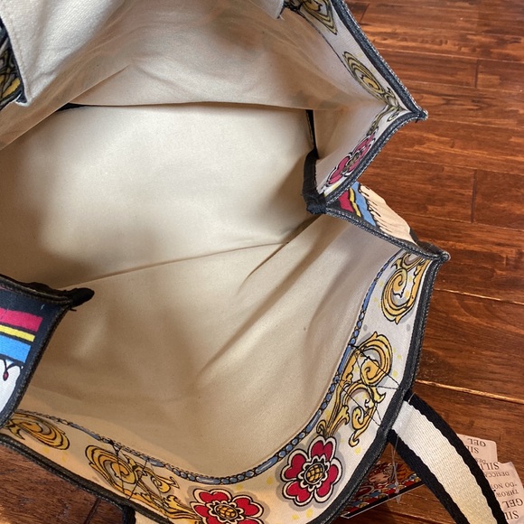 Brighton Queen of Love Canvas Tote. NWT - Picture 5 of 7